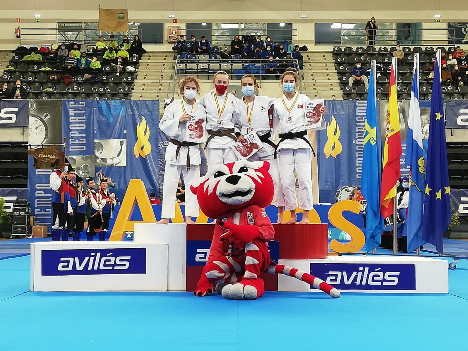 5 MEDALLAS EN LA COPA DE ESPAÑA INFANTIL Y CADETE VILLA DE AVILES - 30-10-21